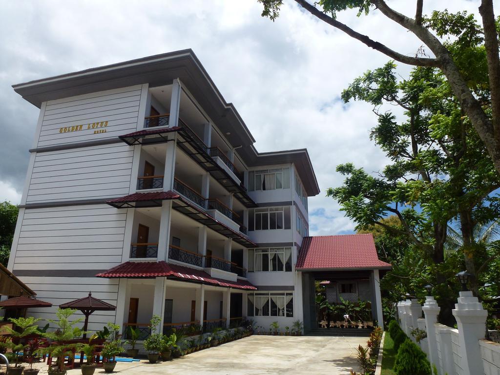 Golden Lotus Inle Hotel Nyaung Shwe Exterior foto