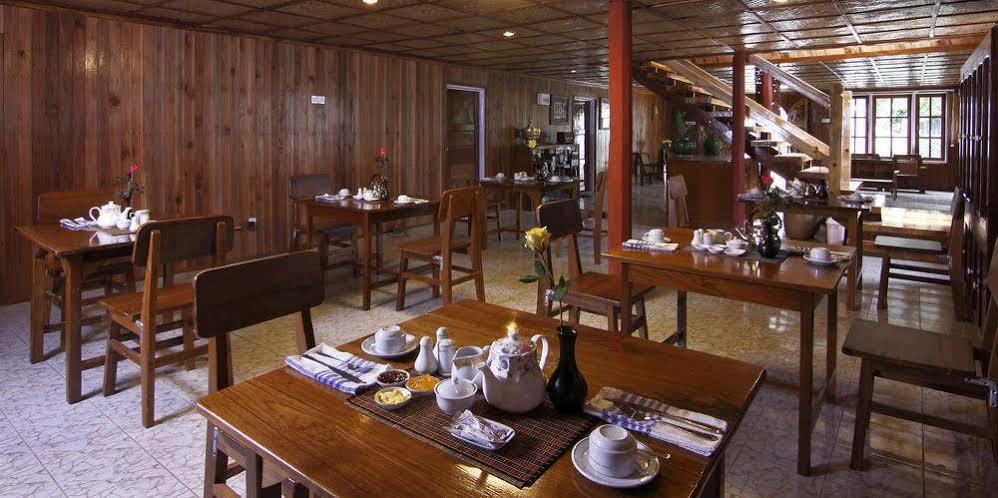 Golden Lotus Inle Hotel Nyaung Shwe Exterior foto